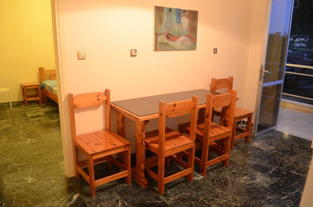 Kineta Apartments Esterno foto