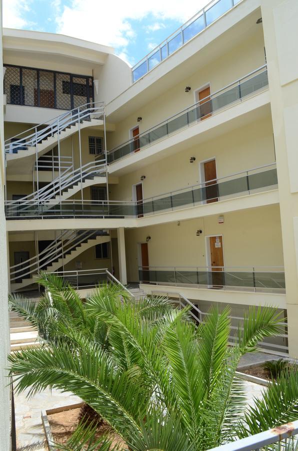 Kineta Apartments Esterno foto